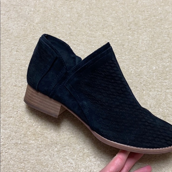 Perfect condition booties. Worn seldom. - Picture 7 of 8